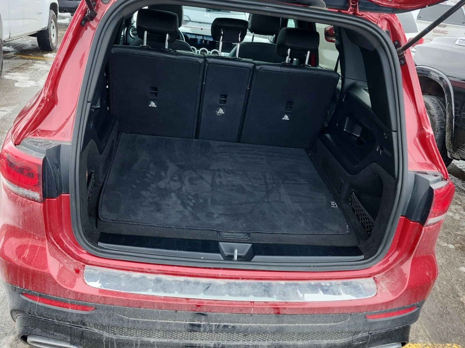 Mercedes-Benz GLB 250 АВТО КРЕДИТ, снимка 5 - Автомобили и джипове - 53962638