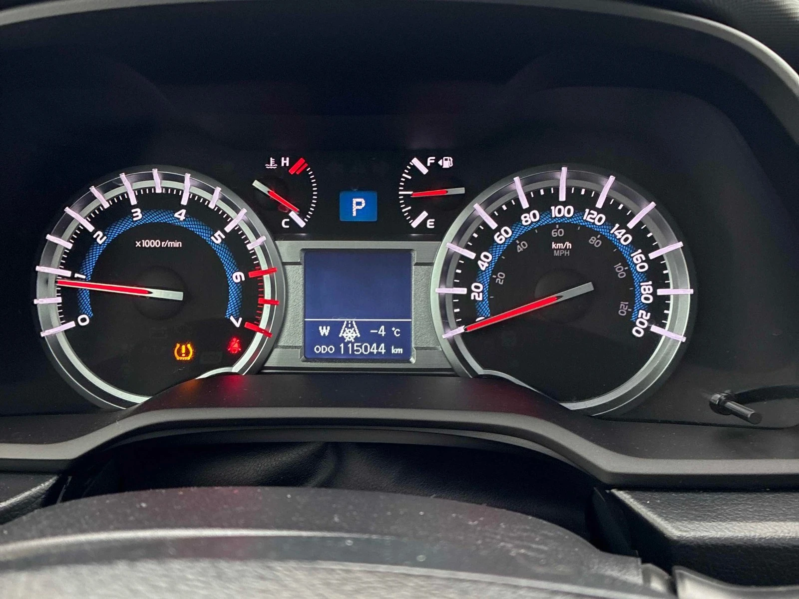 Toyota 4runner SR5* KEYLESS* CAMERA* ПОДГРЕВ, снимка 8 - Автомобили и джипове - 54334323