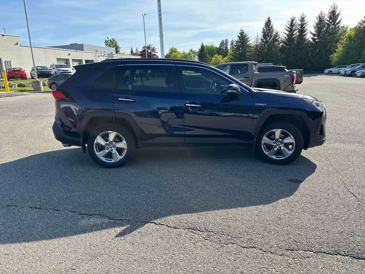Toyota Rav4 * Hybrid Limited * 360 * ДИСТРОНИК * ОБДУХВАНЕ, снимка 3 - Автомобили и джипове - 54760015