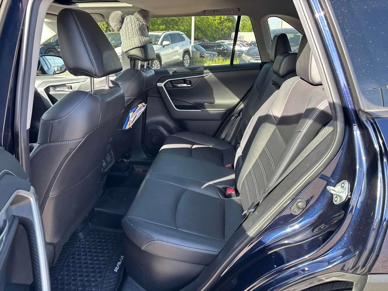 Toyota Rav4 * Hybrid Limited * 360 * ДИСТРОНИК * ОБДУХВАНЕ, снимка 15 - Автомобили и джипове - 54760015