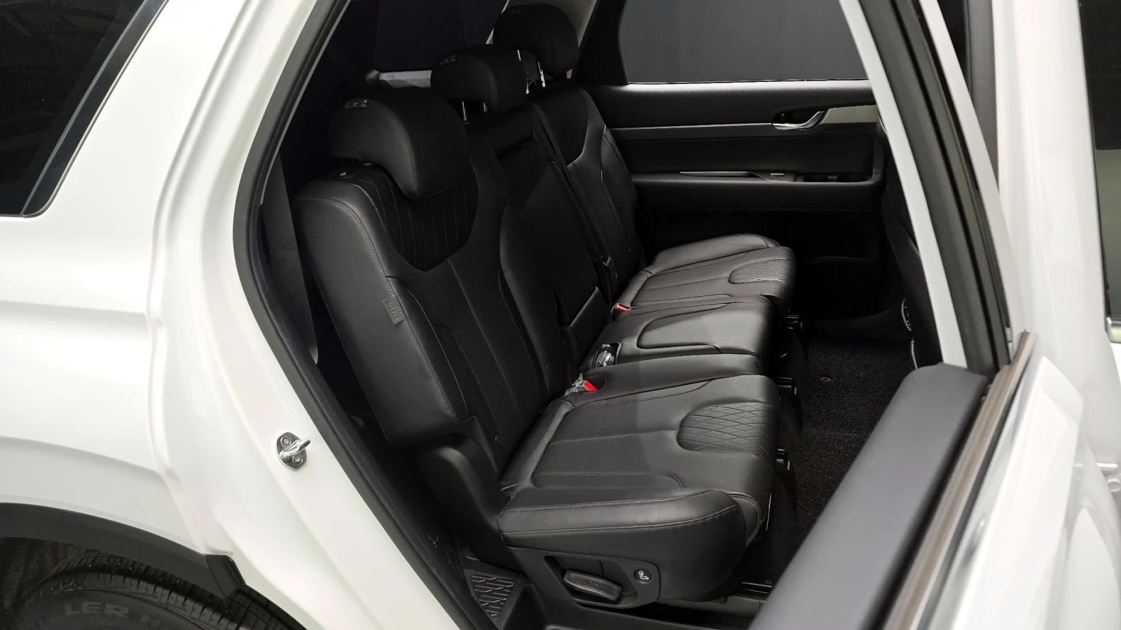 Hyundai Palisade 2.2 CRDi 2WD Exclusive, снимка 11 - Автомобили и джипове - 55101962