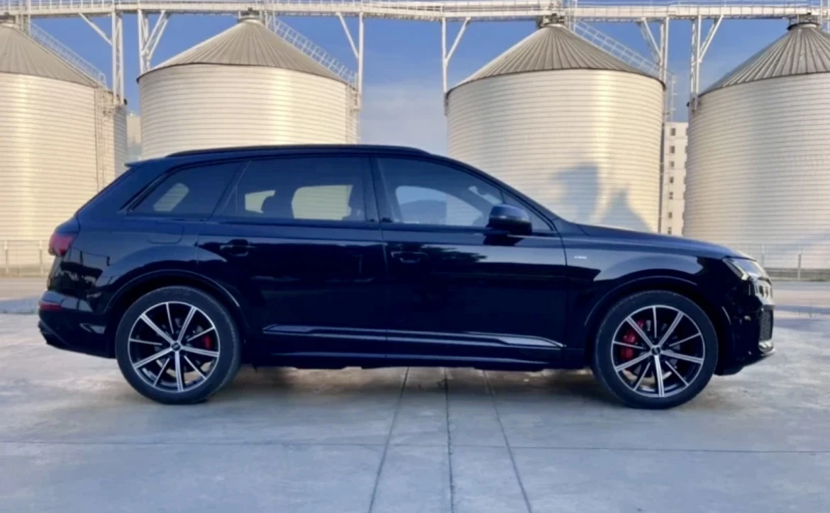 Audi SQ7, снимка 6 - Автомобили и джипове - 55568092