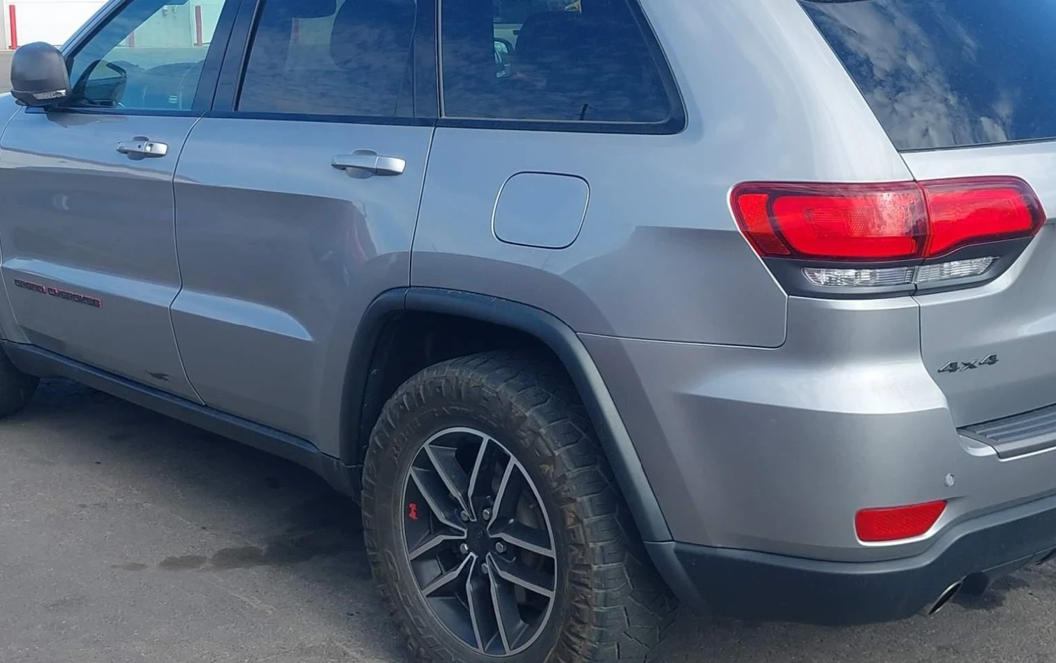 Jeep Grand cherokee TRAILHAWK ALPINE МУЗИКА ВИДЕОКЛИП CARFAX, снимка 6 - Автомобили и джипове - 55875753