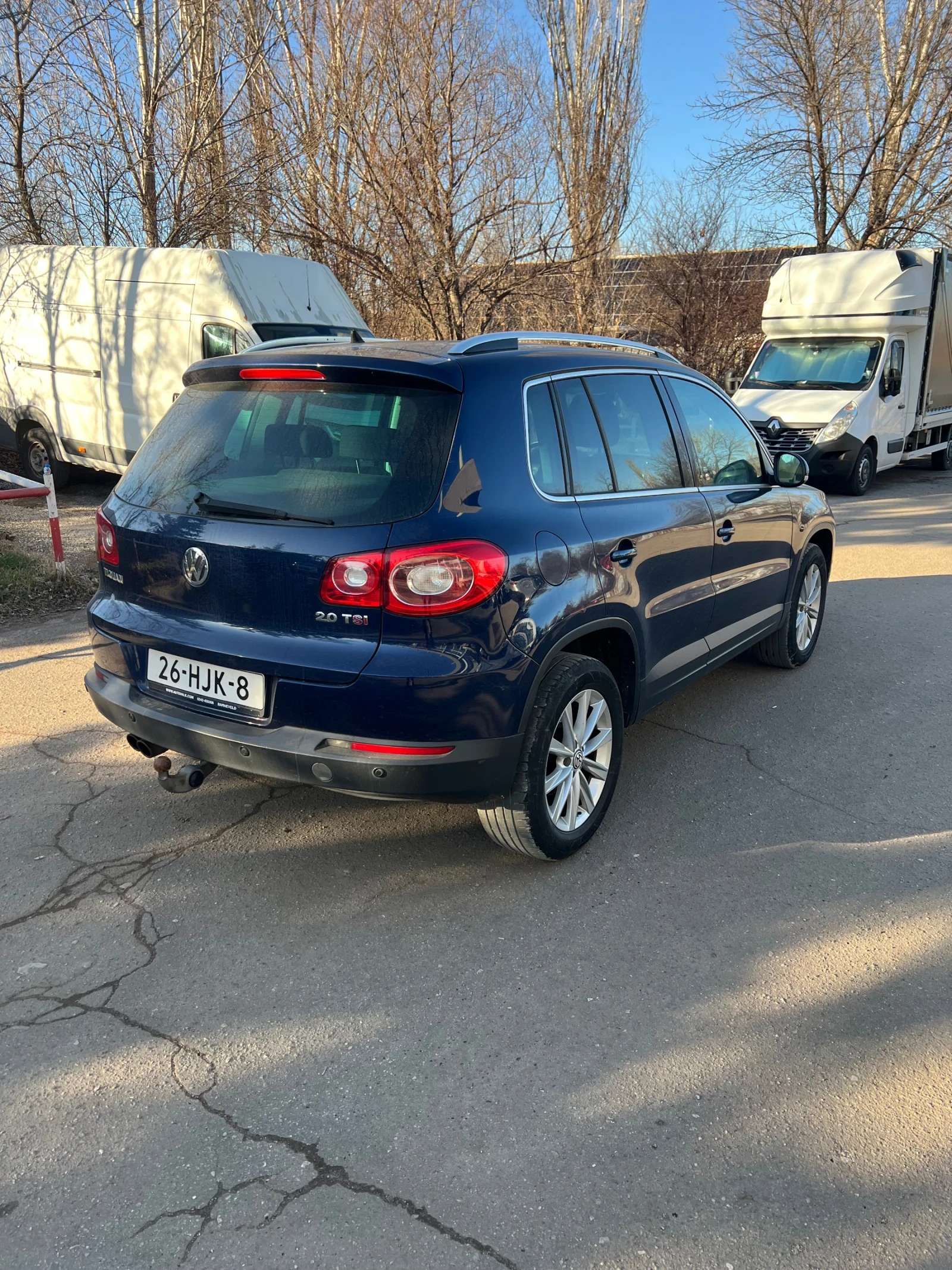 VW Tiguan 2.0, снимка 3 - Автомобили и джипове - 55884381