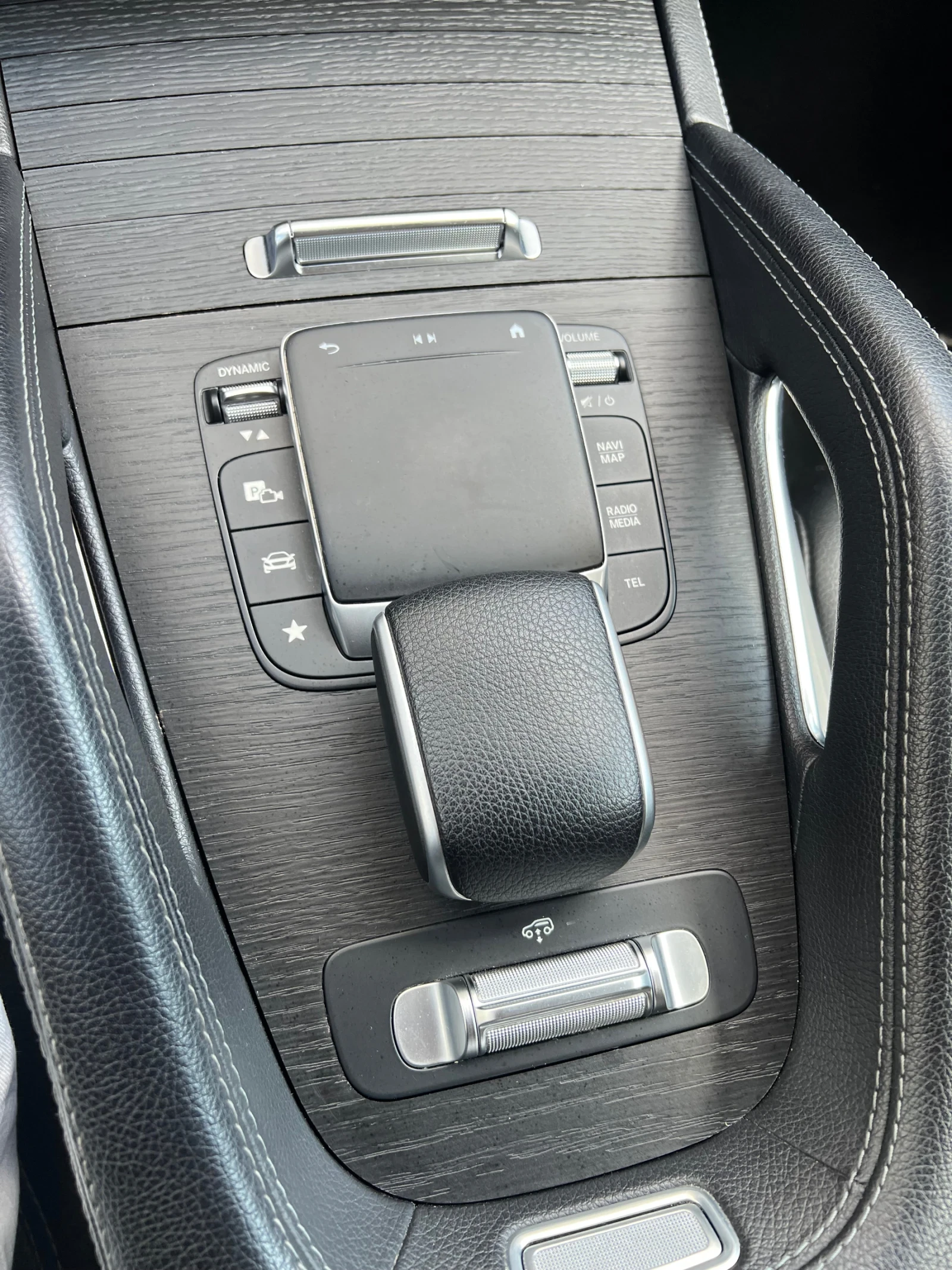 Mercedes-Benz GLE 350 Mercedes-Benz GLE 350 DE-AMG-FULL, снимка 15 - Автомобили и джипове - 56070872