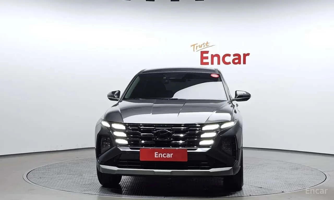 Hyundai Tucson Diesel 2.0 2WD, снимка 3 - Автомобили и джипове - 56179798