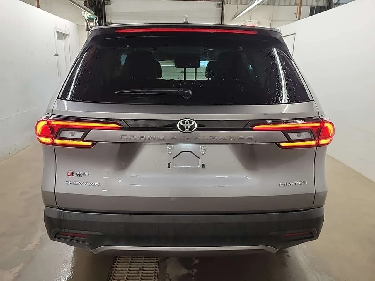 Toyota Grand Highlander * HYBRID LIMITED * AWD * CARFAX *  | Mobile.bg � ����������� 5