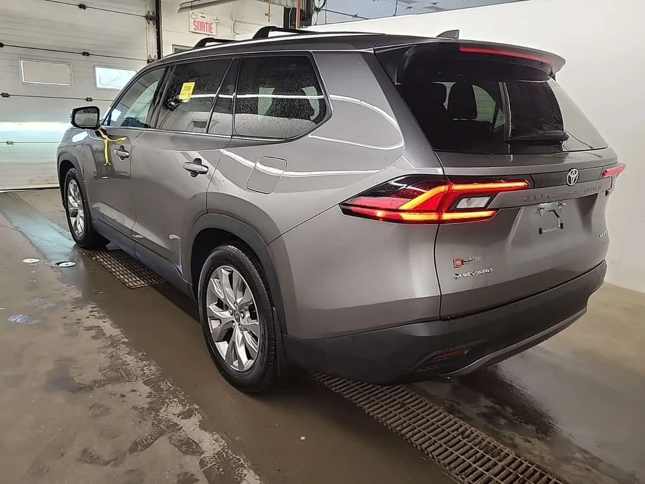 Toyota Grand Highlander * HYBRID LIMITED * AWD * CARFAX *  | Mobile.bg � ����������� 6