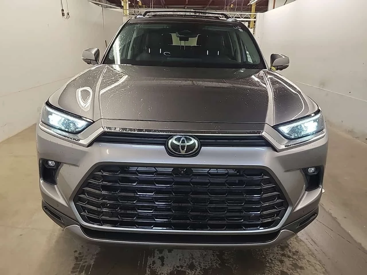 Toyota Grand Highlander * HYBRID LIMITED * AWD * CARFAX *  | Mobile.bg � ����������� 2