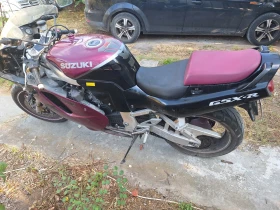 Обява за продажба на Suzuki Gsxr 750 ~2 700 лв. - изображение 3 | Auto.bg Обява за продажба на Suzuki Gsxr 750 ~2 700 лв. - изображение 3