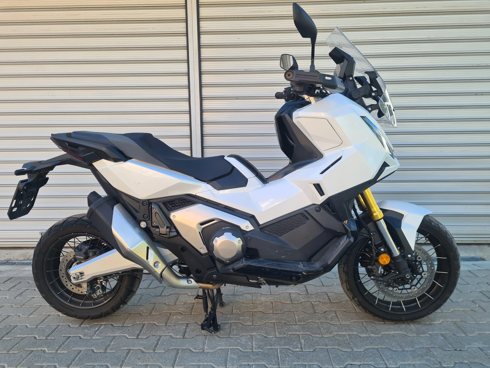 Honda X-ADV 750i ABS/TCS/LED, снимка 2 - Мотоциклети и мототехника - 54305453