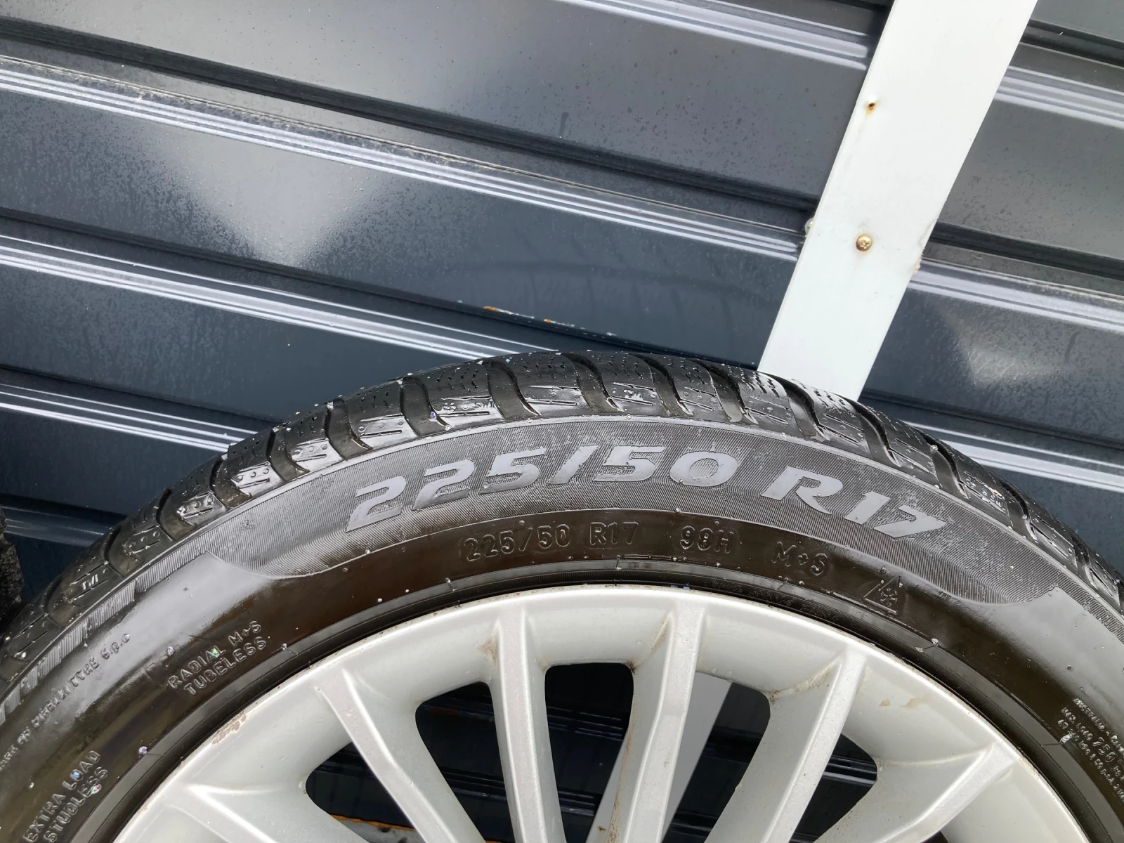 ���� � ������ 225/50R17 | Mobile.bg � ����������� 2