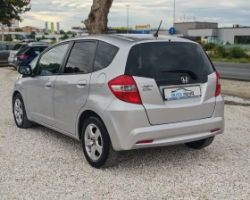Honda Jazz 1.3 БЕНЗИН 99 К.С. АВТОМАТИК! УНИКАЛНО СЪСТОЯНИЕ!!, снимка 7