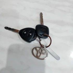 Обява за продажба на Toyota Auris 1.6 Face 132k. ~9 999 лв. - изображение 11 | Auto.bg Обява за продажба на Toyota Auris 1.6 Face 132k. ~9 999 лв. - изображение 11