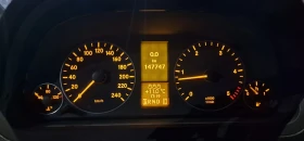 Mercedes-Benz A 180, снимка 15