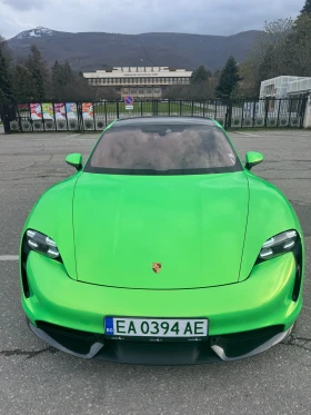 ����� �� �������� �� Porsche Taycan Turbo S 761 ��
