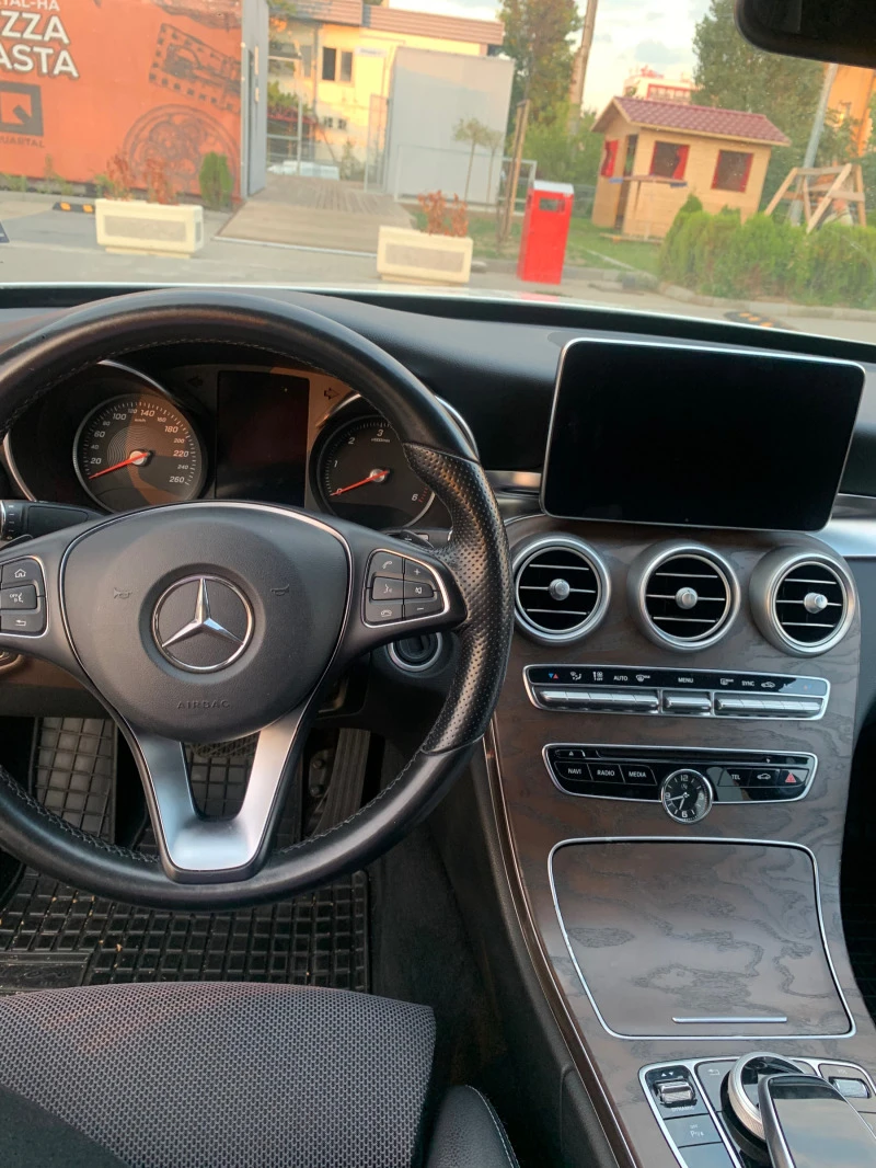 Mercedes-Benz C 250, снимка 4 - Автомобили и джипове - 46757820