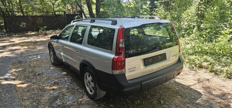 Volvo Xc70 Volvo Xc70 2.4 4x4 v5  GAZ, снимка 4 - Автомобили и джипове - 49145963