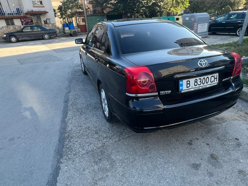 Toyota Avensis 1.8 VVTI, снимка 2 - Автомобили и джипове - 47278010