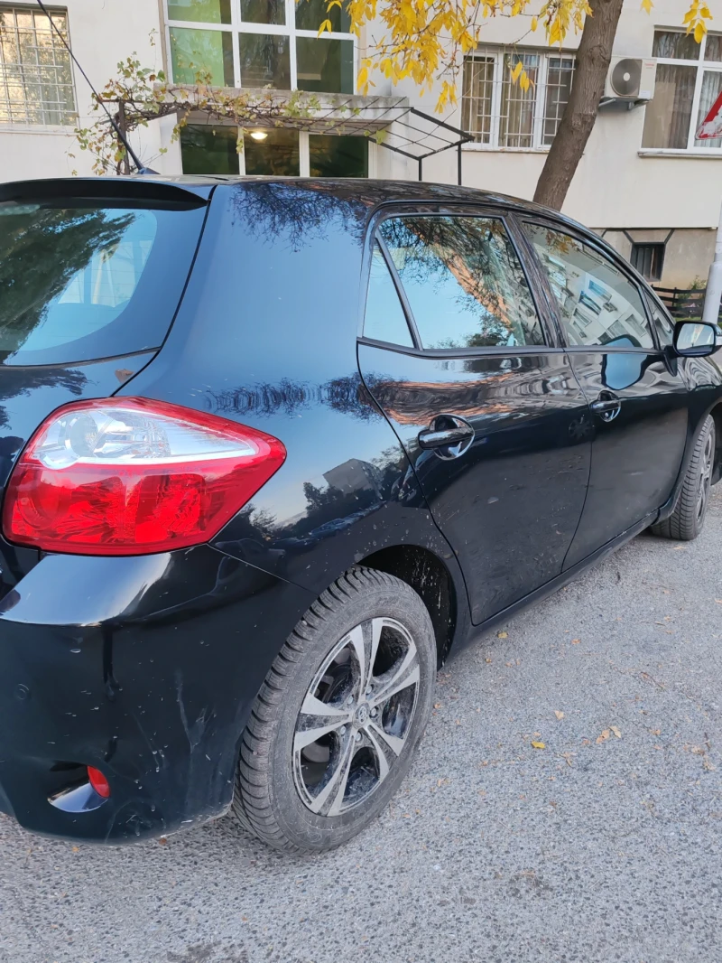 Toyota Auris, снимка 12 - Автомобили и джипове - 48344264