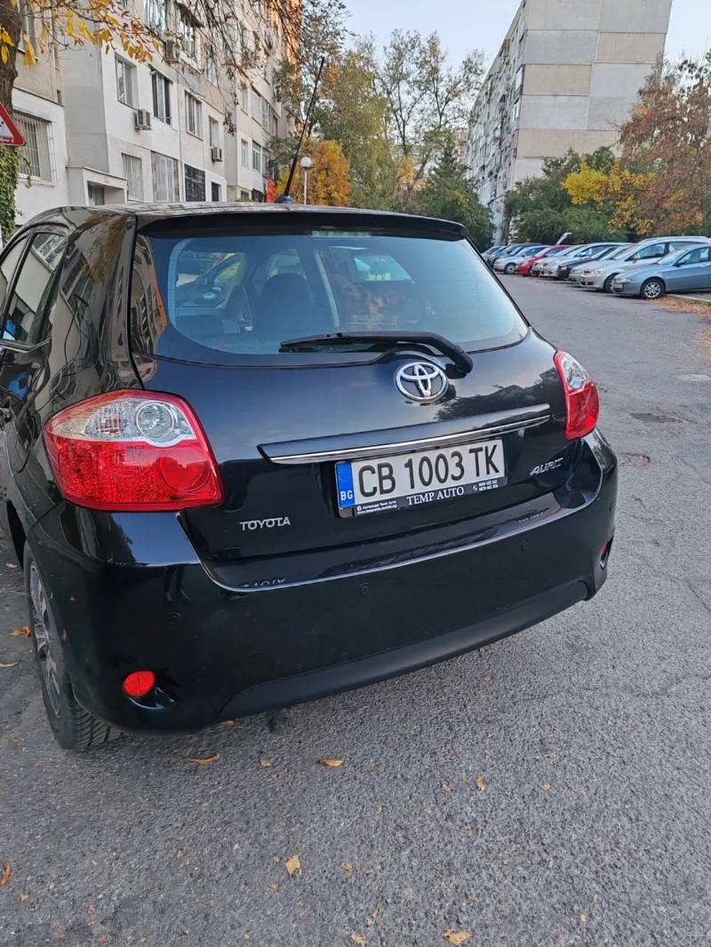 Toyota Auris, снимка 14 - Автомобили и джипове - 49523143