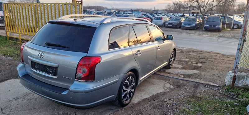 Toyota Avensis 2.0 VVTI, снимка 4 - Автомобили и джипове - 48443409