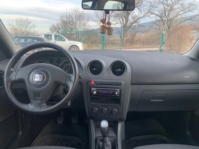 Seat Ibiza 1, 4i 16v, снимка 12 - Автомобили и джипове - 48836102