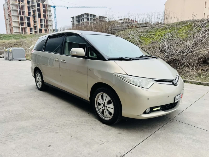 Toyota Previa 2.4i Automat, снимка 1 - Автомобили и джипове - 49304869