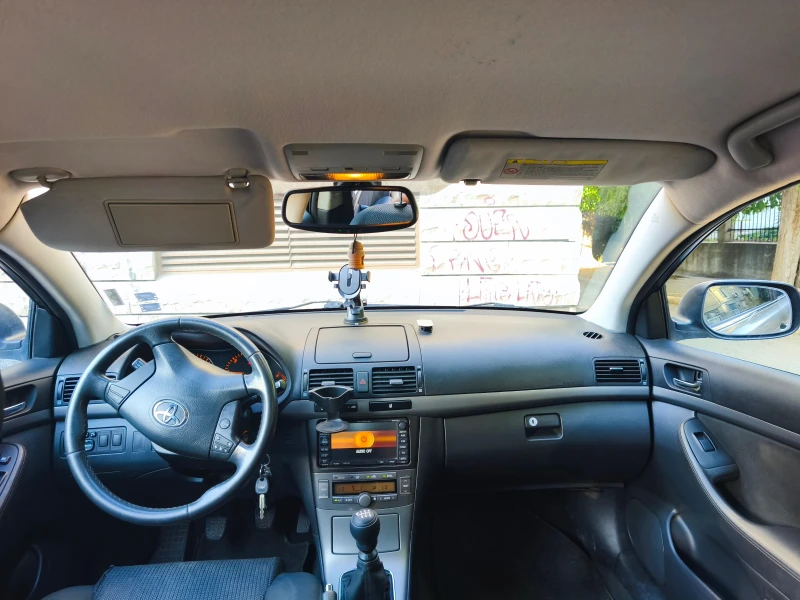 Toyota Avensis, снимка 10 - Автомобили и джипове - 52205355