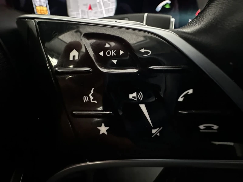 Mercedes-Benz E 400 d 4Matic 360 Kamera.Led.Navi.ACc, снимка 11 - Автомобили и джипове - 53025844