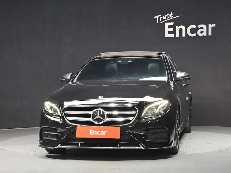 Mercedes-Benz E 350 4Matic Amg Line, снимка 3 - Автомобили и джипове - 55138265