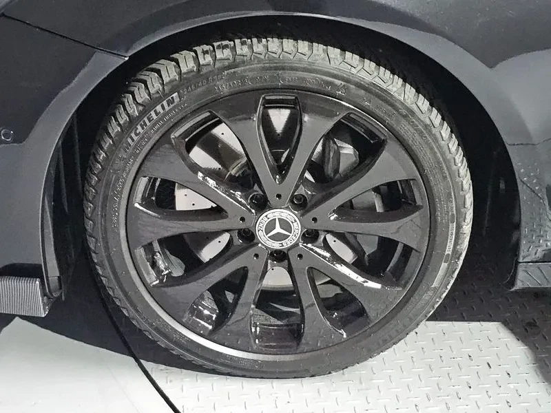 Mercedes-Benz E 350 4Matic Amg Line, снимка 5 - Автомобили и джипове - 55138265