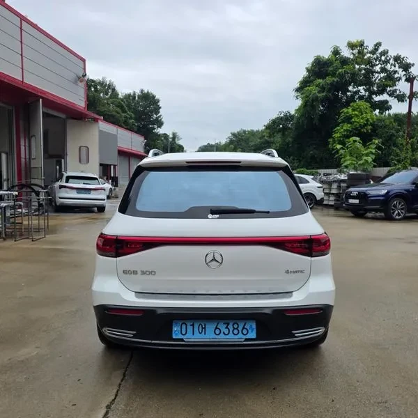 Mercedes-Benz EQB 300 4Matic - ���� 30% ����� | Mobile.bg � ����������� 5