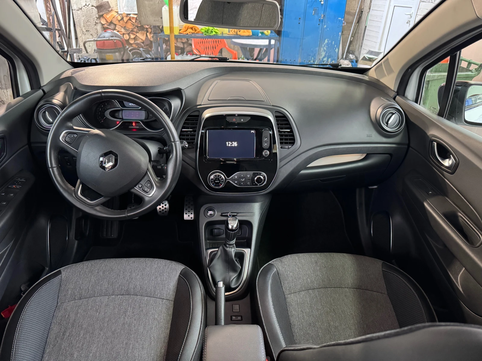 Renault Captur 1, 2 Tce  32500км - изображение 9