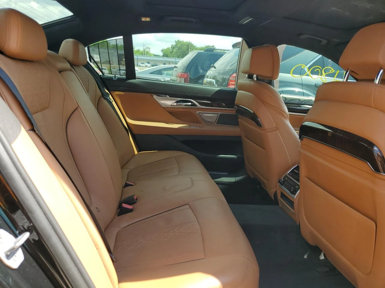 BMW 750 ALPINA XI - изображение 9