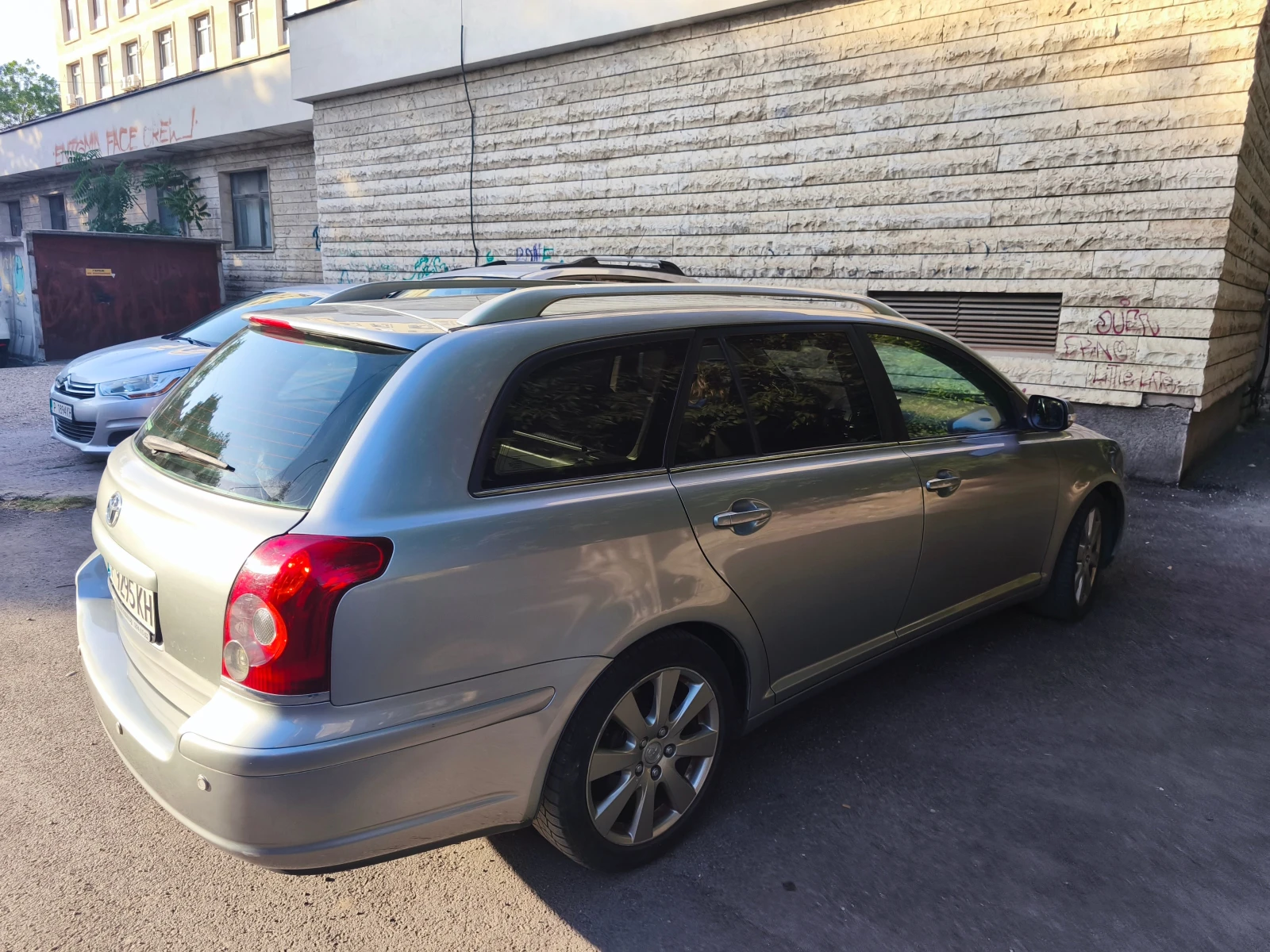 Toyota Avensis  - изображение 5
