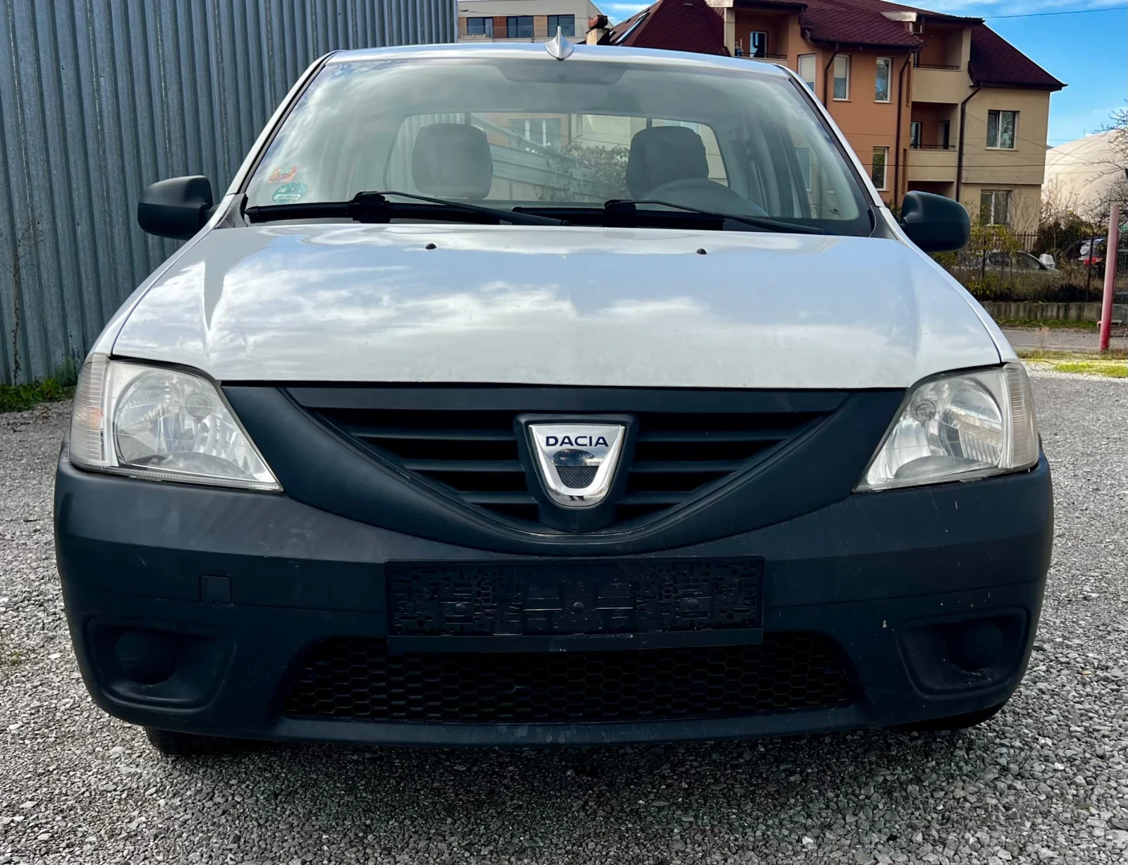 Dacia Logan  - изображение 2