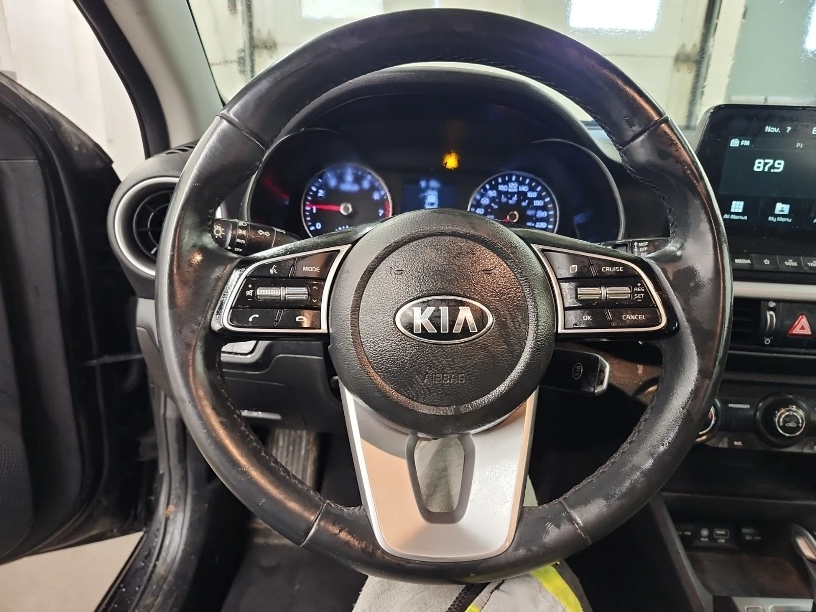 Kia Forte LX * * КАМЕРА * * CARFAX * * АВТО КРЕДИТ * *  - изображение 9