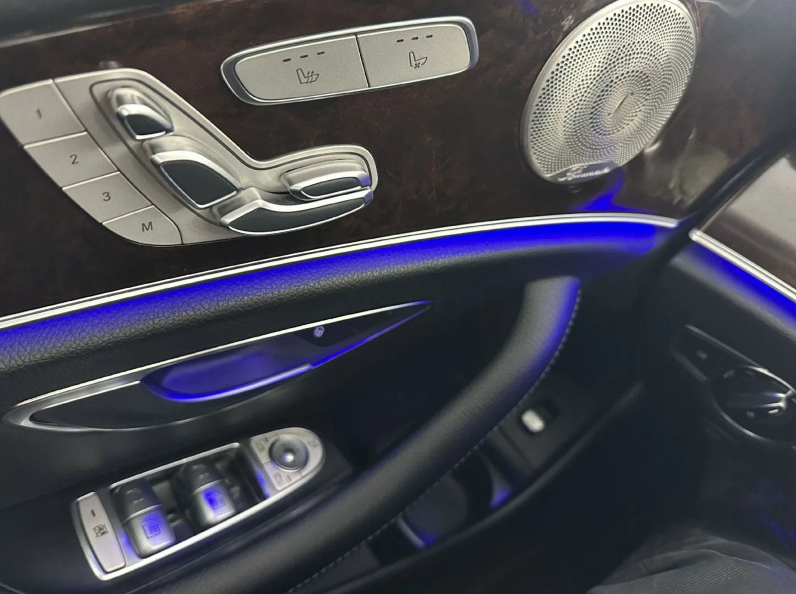 Mercedes-Benz E 400 d 4Matic 360 Kamera.Led.Navi.ACC - изображение 9