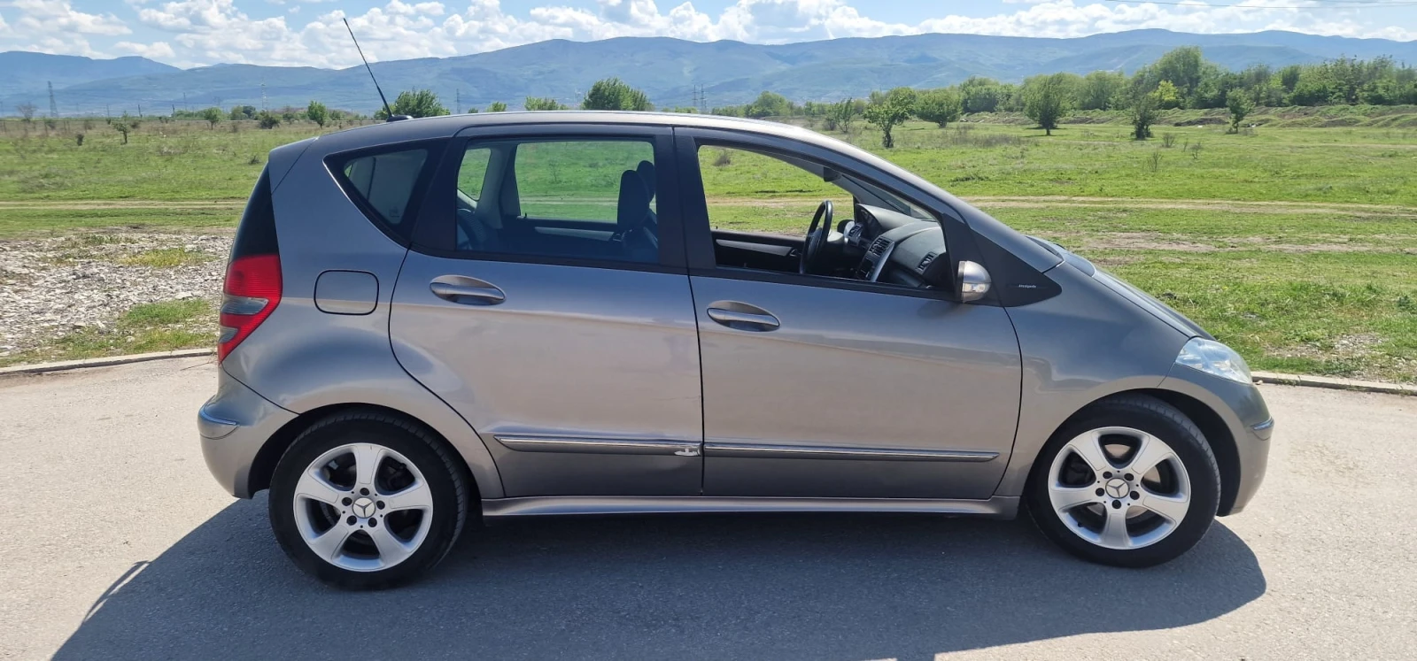 Mercedes-Benz A 180  - изображение 7