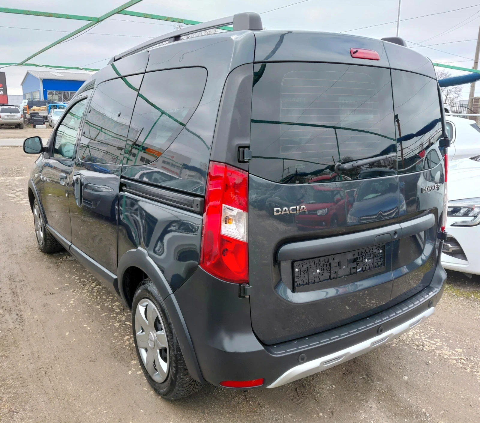 Dacia Dokker Stepway 1.6SCe 102к.с. 64700km  - изображение 4