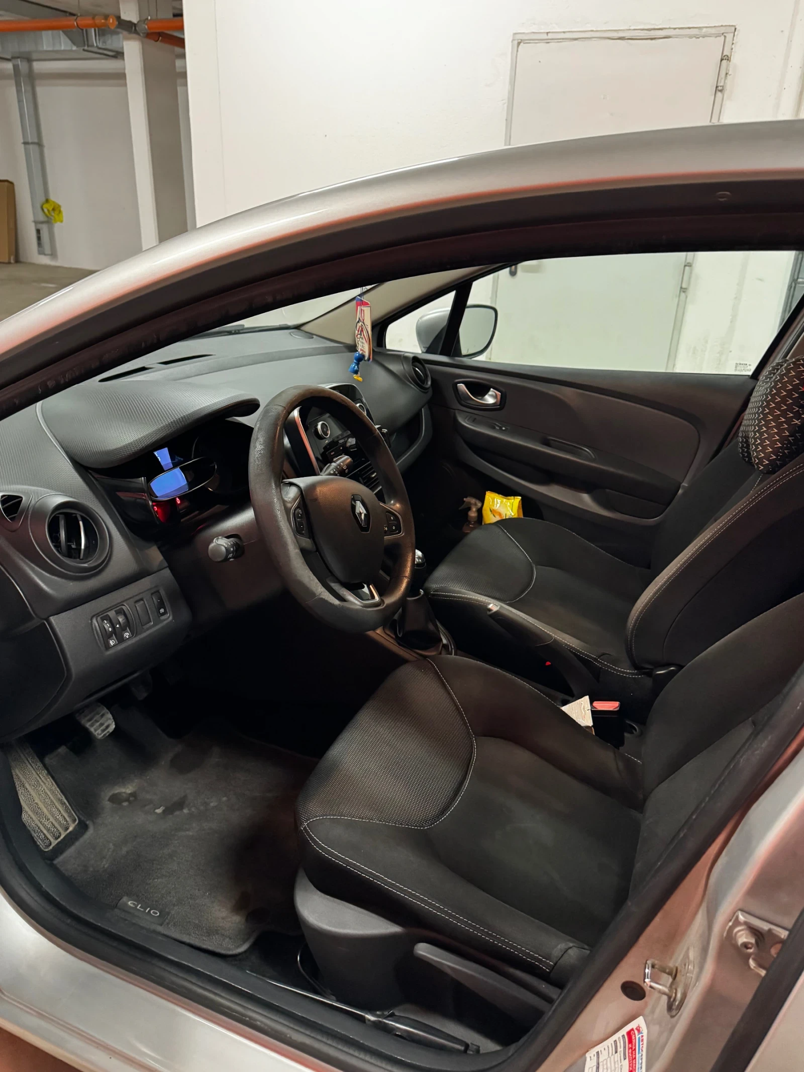 Renault Clio Renault Clio 1.5 dci N1 , снимка 9 - Автомобили и джипове - 53735347