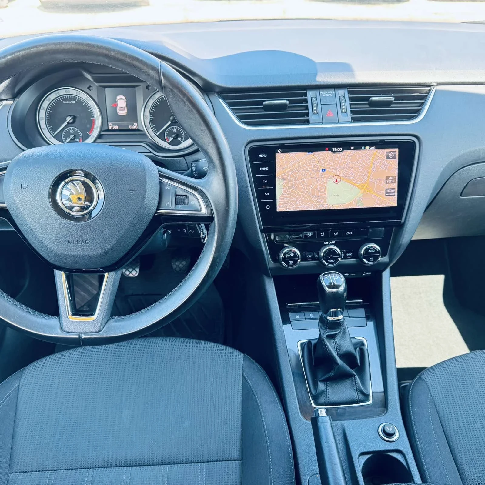 Skoda Octavia, снимка 7 - Автомобили и джипове - 54098017