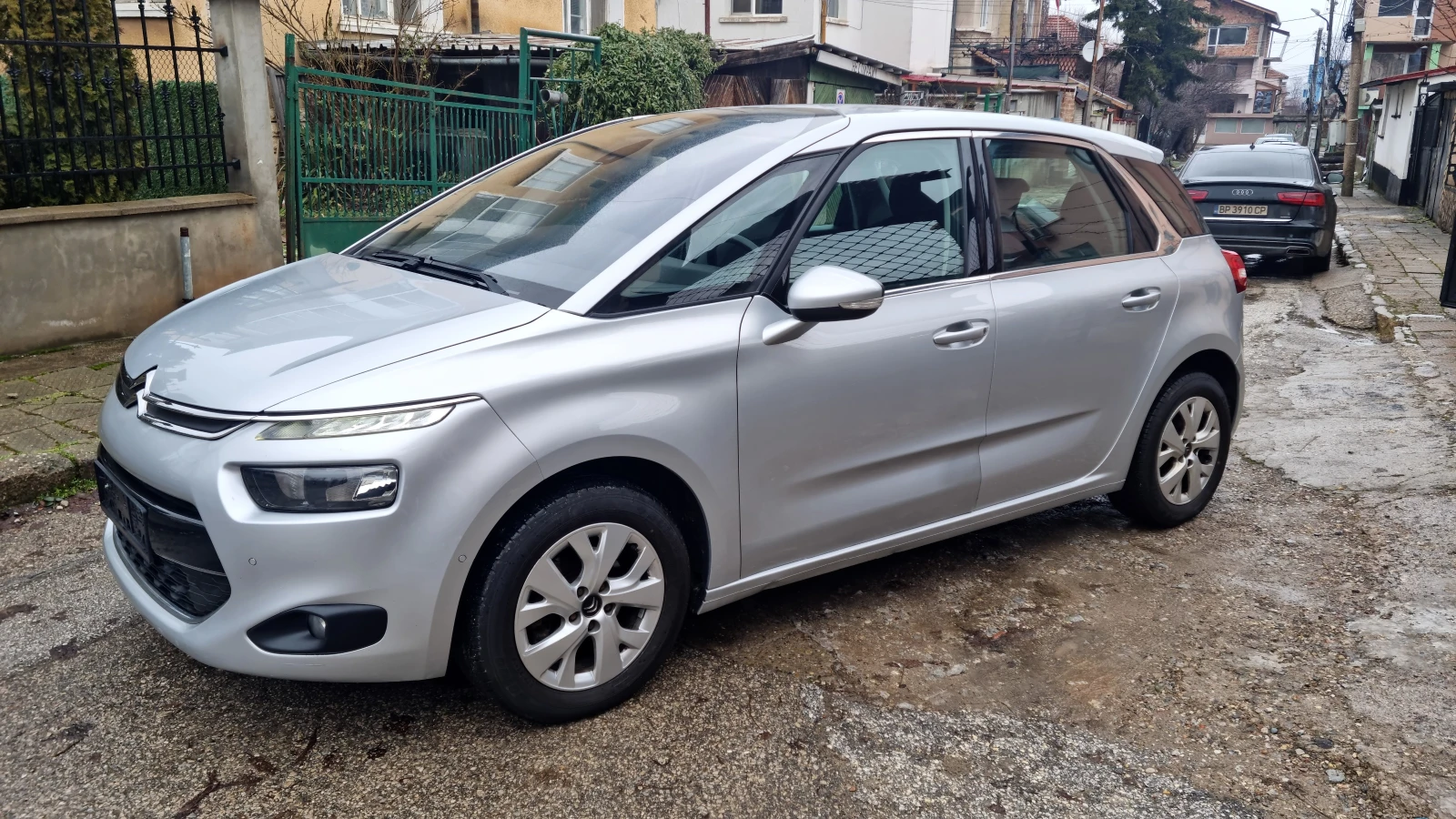 Citroen C4 Picasso 1 6 HDI АВТОМАТИК, снимка 4 - Автомобили и джипове - 54391876
