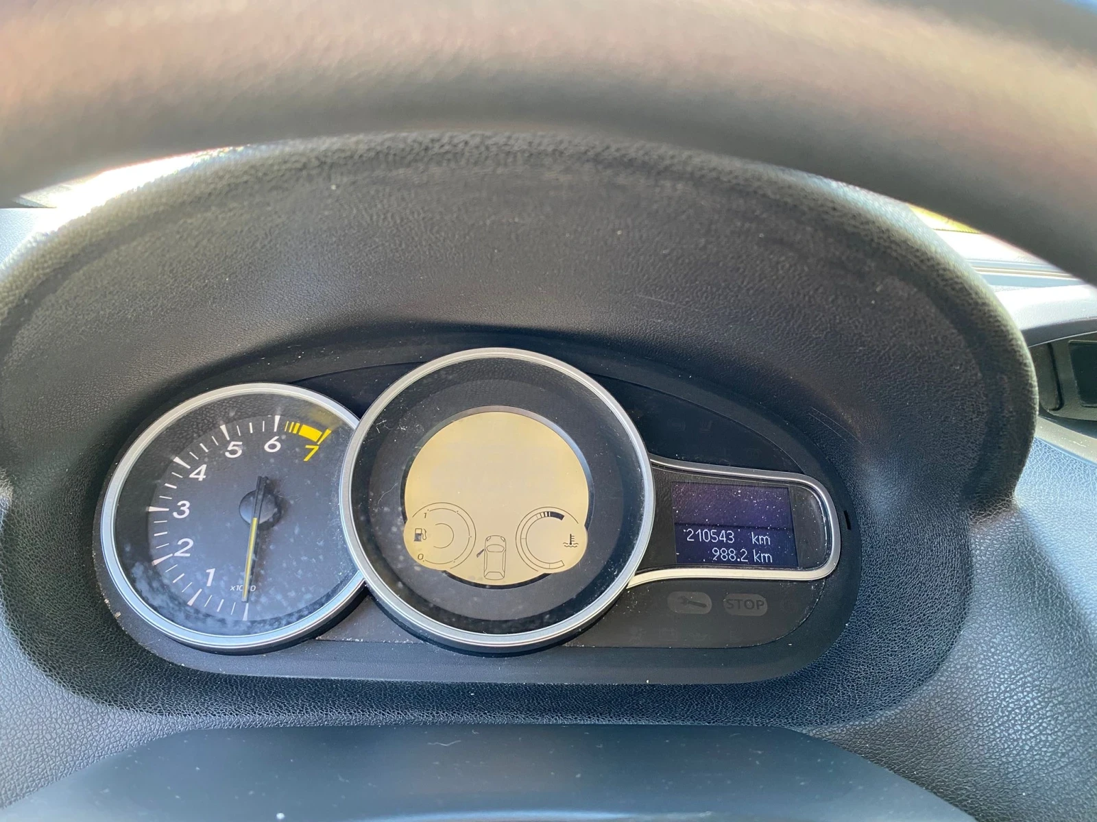 Renault Megane 1.6, снимка 5 - Автомобили и джипове - 54401830