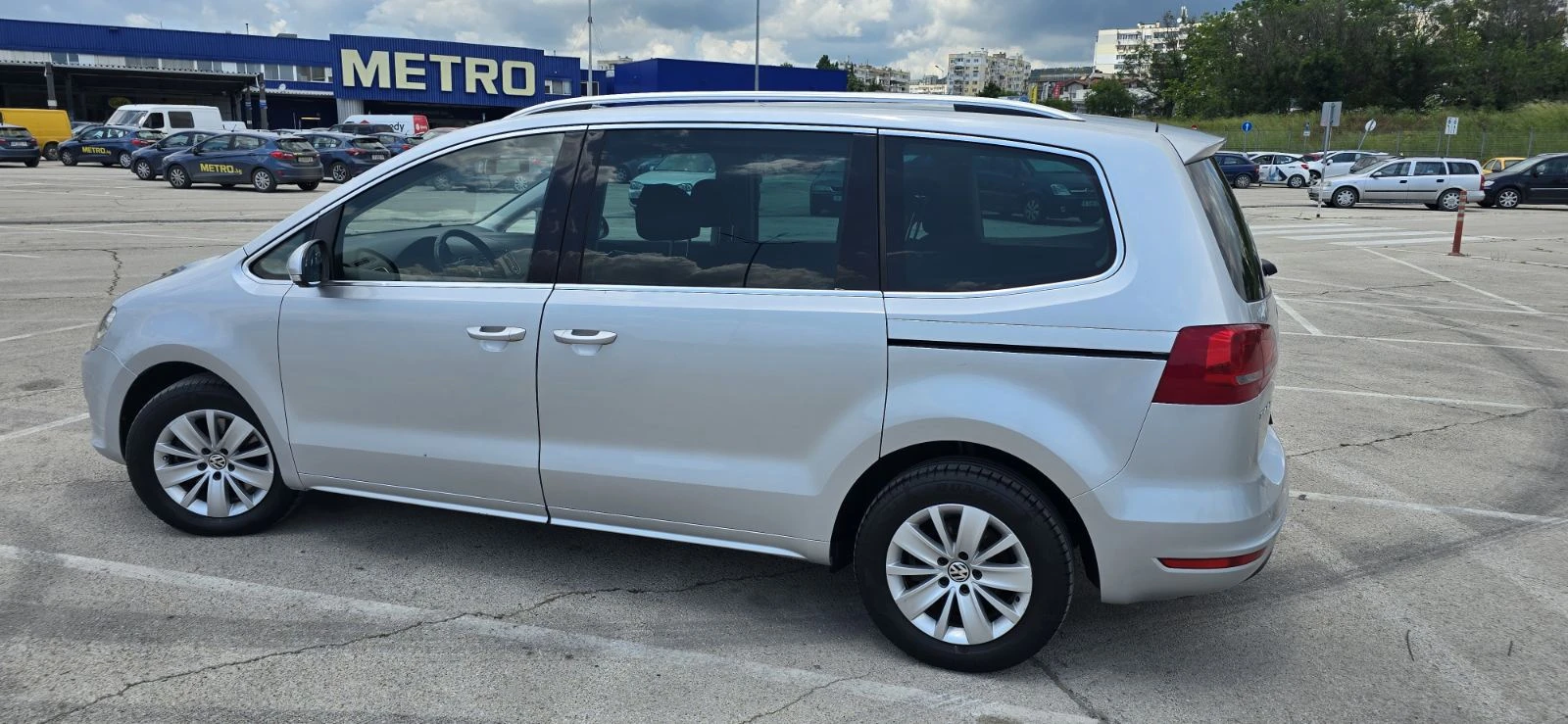 VW Sharan 2.0 TDI 7 местен, телич, РЕАЛНИ 215000  КМ, снимка 5 - Автомобили и джипове - 54829480