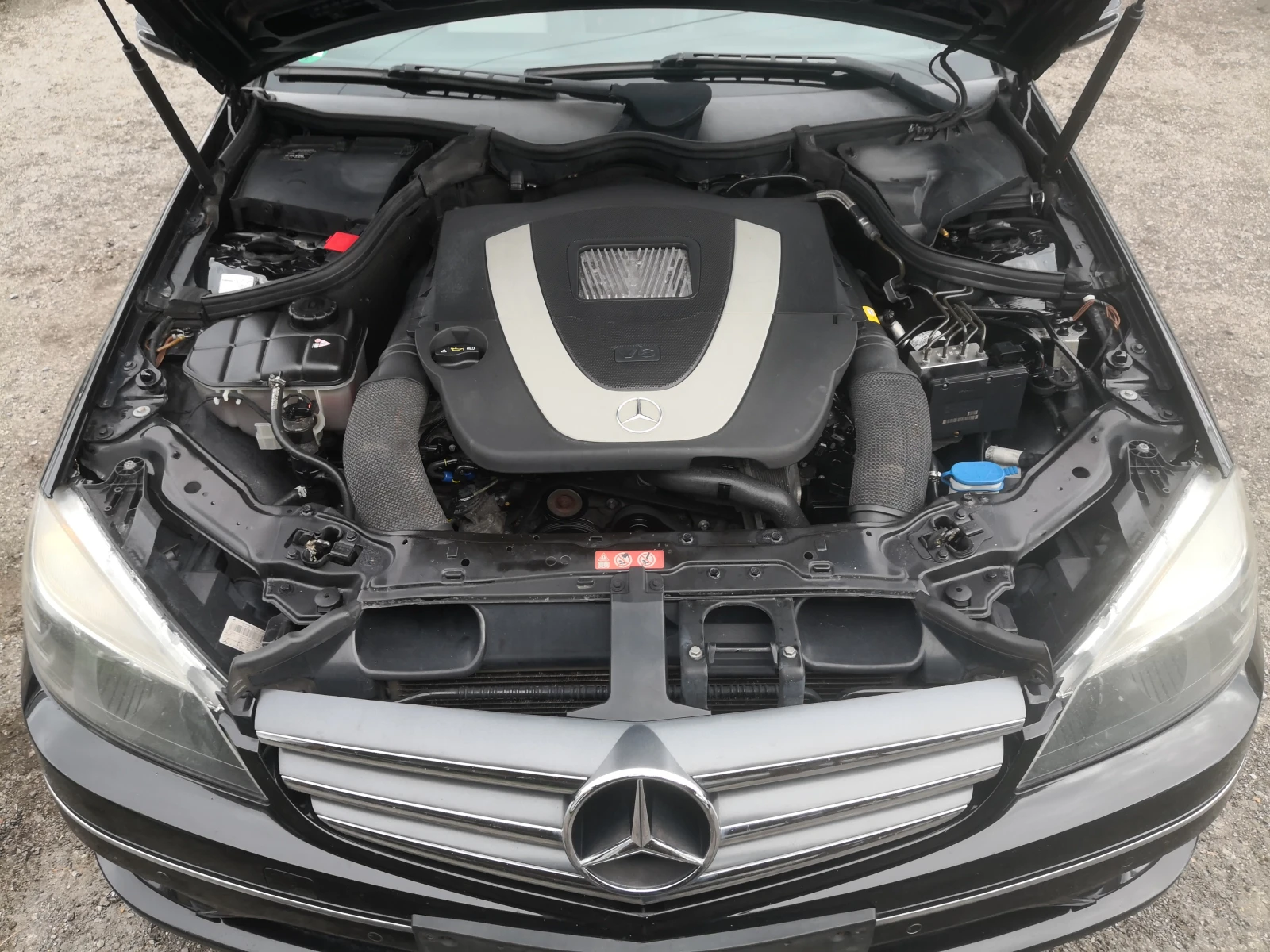 Mercedes-Benz C 250 i AMG Avantgarde Автоматик Евро 5, снимка 15 - Автомобили и джипове - 54932076