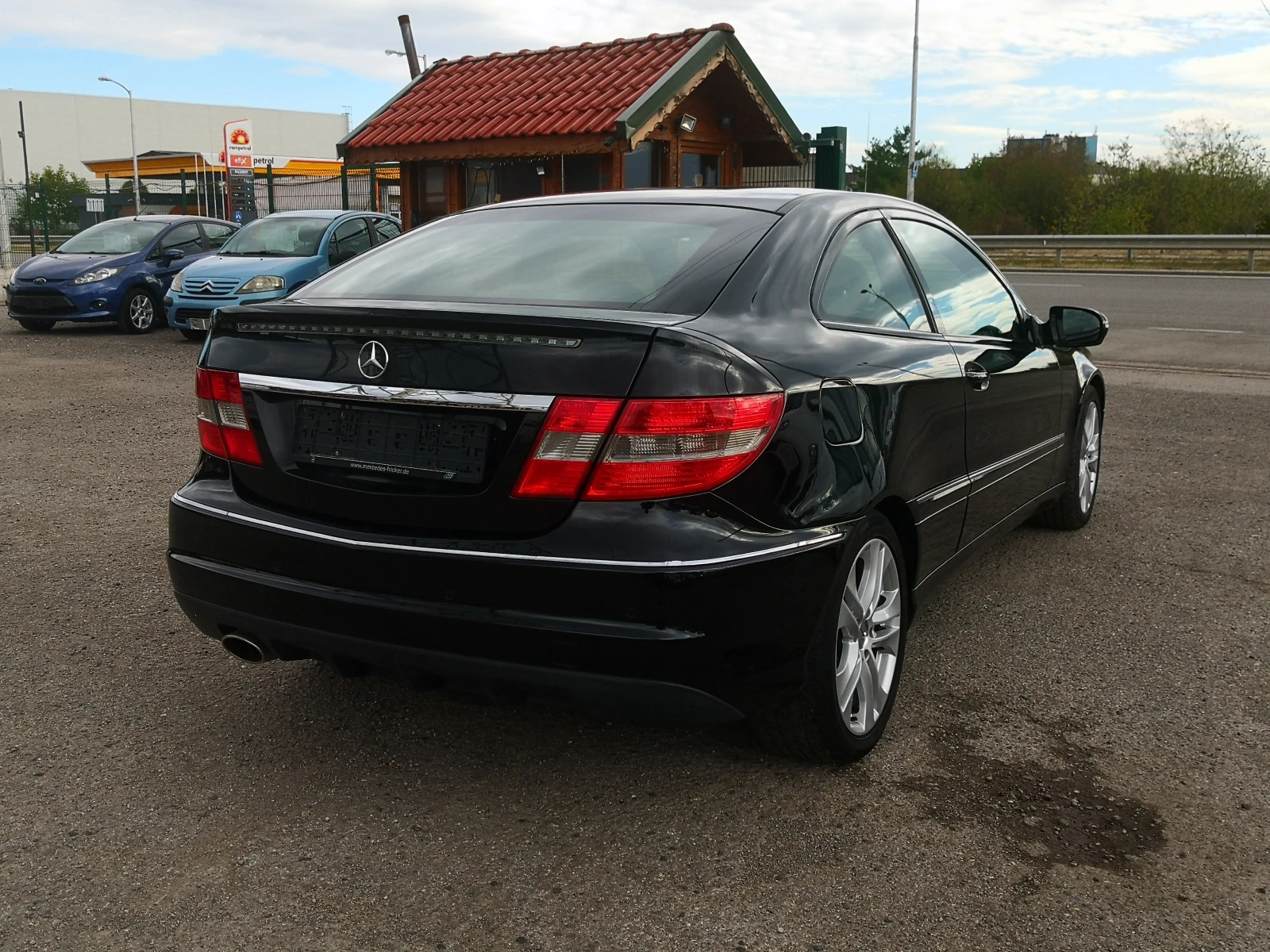 Mercedes-Benz C 250 i AMG Avantgarde Автоматик Евро 5, снимка 4 - Автомобили и джипове - 54932076