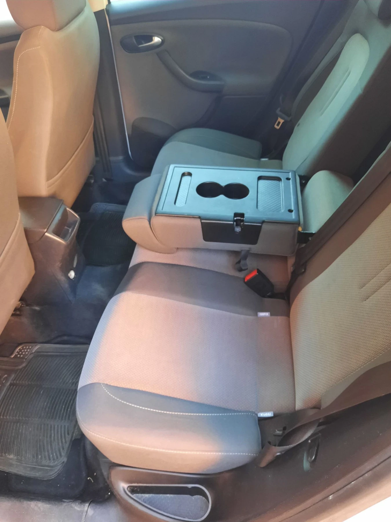Seat Altea XL, снимка 5 - Автомобили и джипове - 55947249