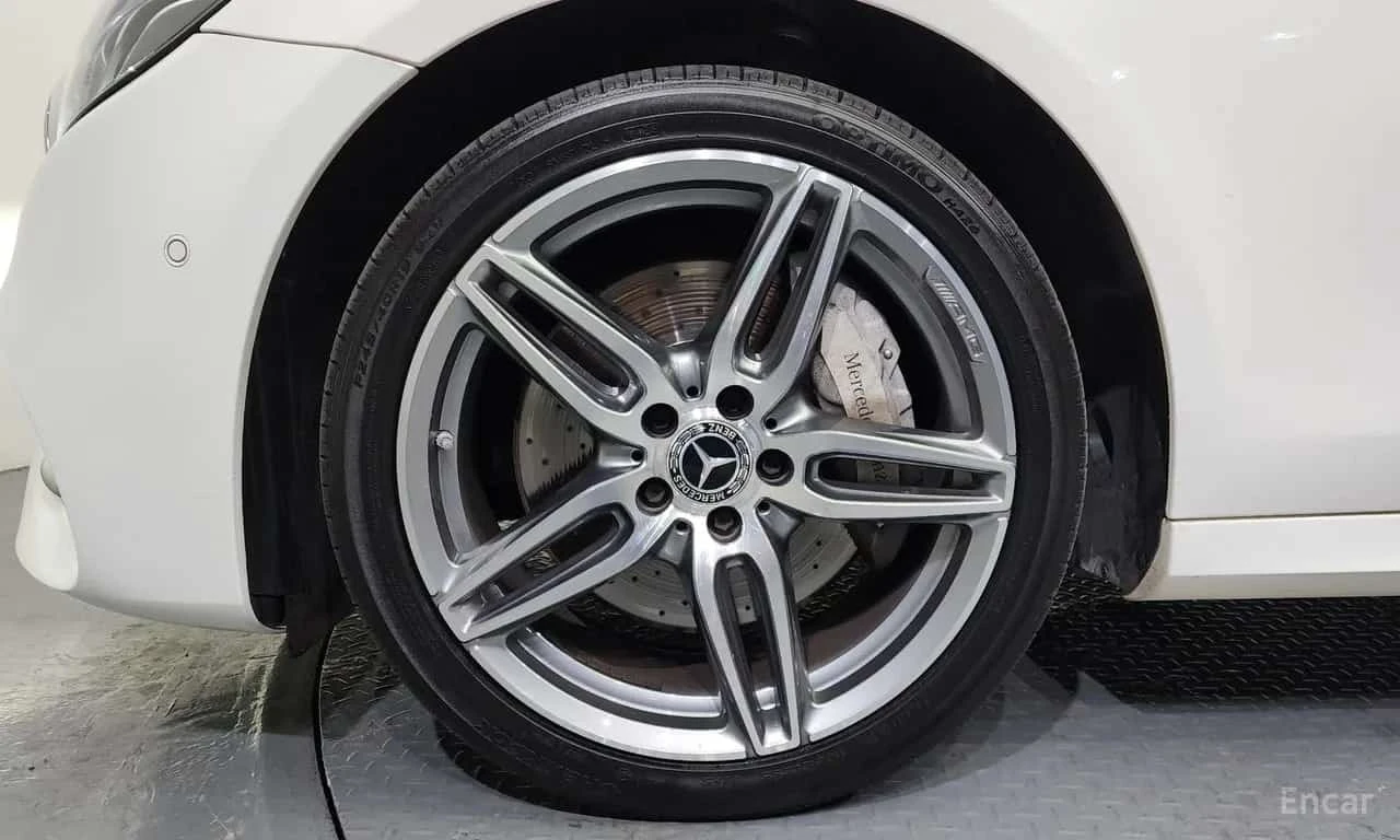 Mercedes-Benz E 300  AMG Line * ��������� * HUD * ���� �� �� *  | Mobile.bg � ����������� 5